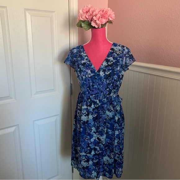 Ann Taylor Loft Dresses & Skirts - Blue Flowered Net Wrap-Type Dress, never worn, V-neck, size 6